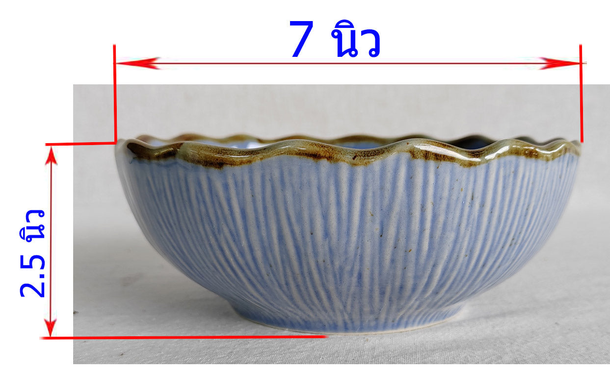 ถ้วย เทคนิคสี 7 นิ้ว สีม่วง ขูดเส้นตรงที่ผิวถ้วย ใช้เป็นถ้วยแกง ถ้วยซุป ชามข้าวต้ม ชามก๋วยเตี๋ยว
