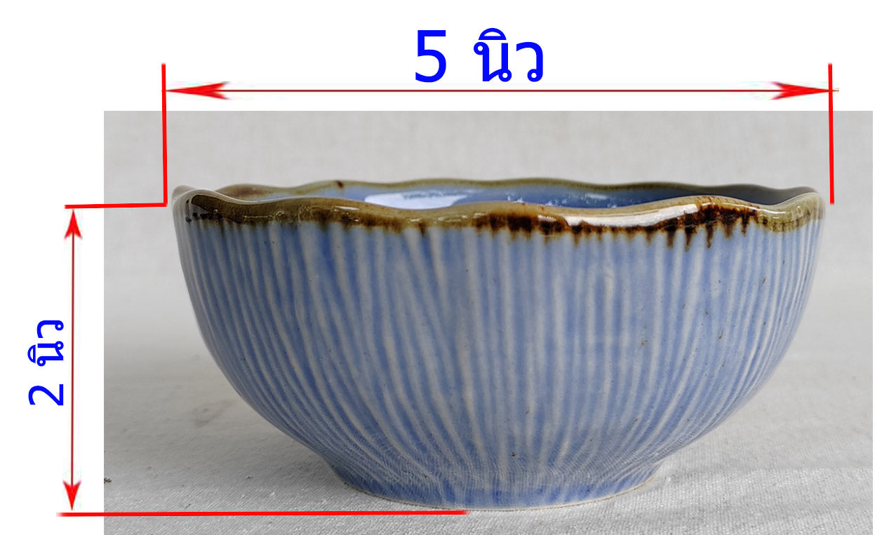 ถ้วย เทคนิคสี 5 นิ้ว สีม่วง ขูดเส้นตรงที่ผิวถ้วย ใช้เป็นถ้วยแกง ถ้วยซุป ชามข้าวต้ม ชามก๋วยเตี๋ยว